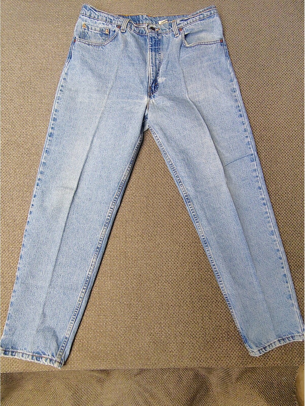 Vtg 90s Levis 550 Jeans Mens 38x32 Made in USA Relaxed Tapered Light Wash 1994